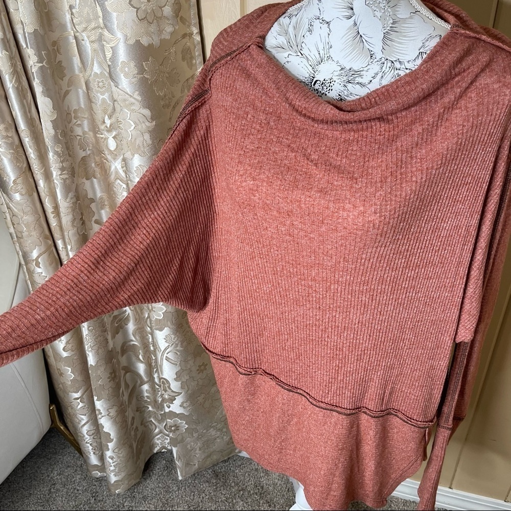 Free People We The Free Boho Top Long Sleeve Red Orange Slub Knit Sz Small